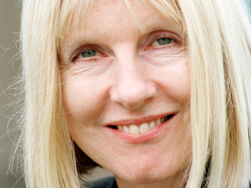 Британская поэтесса Хелен Данмор удостоена премии Costa за стихи, написанные в последние дни жизни