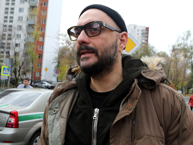 Находящегося под домашним арестом Серебренникова трижды номинировали на премию "Золотая маска"