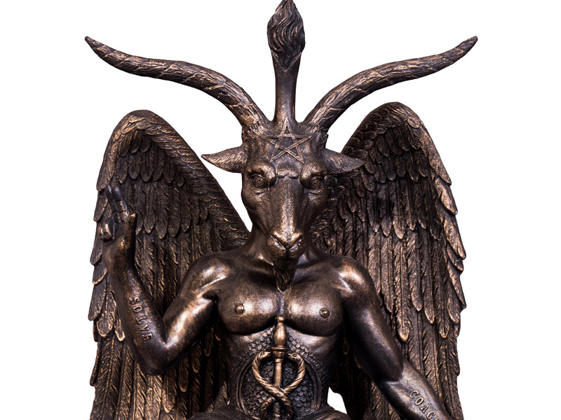 "Храм Сатаны" судится с создателями сериала "Сабрина. Жуткие приключения" из-за статуи