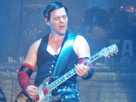 Гитарист Rammstein заявил о поддержке Андрея Боровикова, которого осудили на 2,5 года колонии за клип "Pussy"