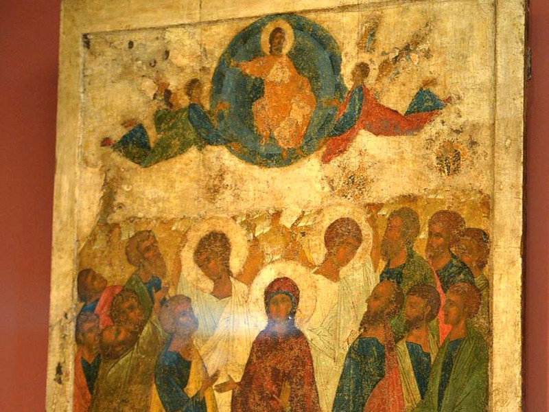 Православные верующие отмечают праздник Вознесения Христова