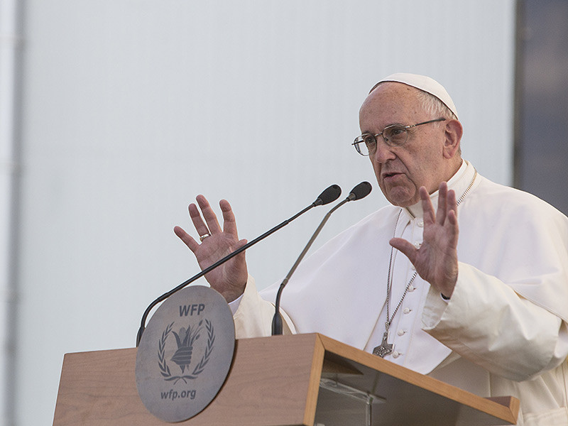 Папа Римский Франциск отказался принять от президента Аргентины Маурисио Макри пожертвование в сумме 16 млн 666 тысяч песо