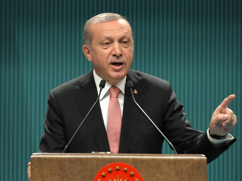 Президент Турции выступил в роли муэдзина