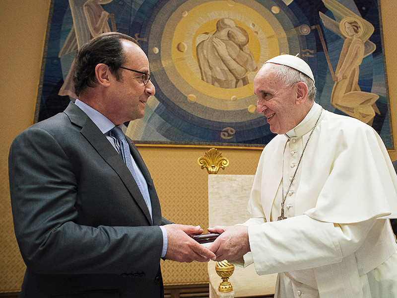 Папа Римский Франциск дал накануне частную аудиенцию президенту Французской республики Франсуа Олланду