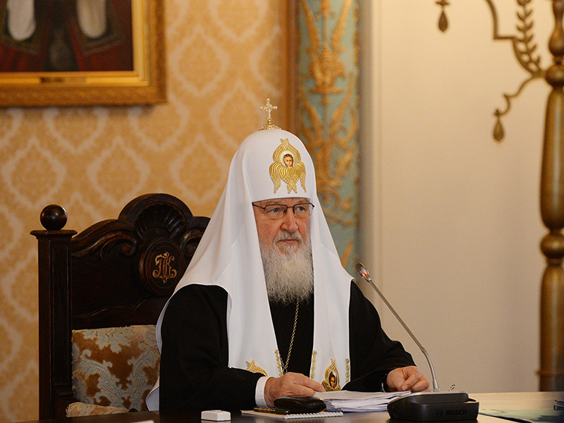 Патриарх Кирилл связал успех террористов в вербовке "честных мусульман" с "обезбоживанием" Запада