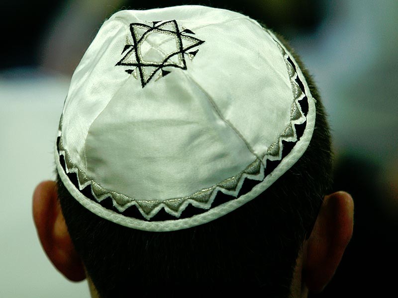 В Федерации еврейских общин не нашли антисемитизма в скандале с кипой в МГУ: преподаватель атеист, а не юдофоб
