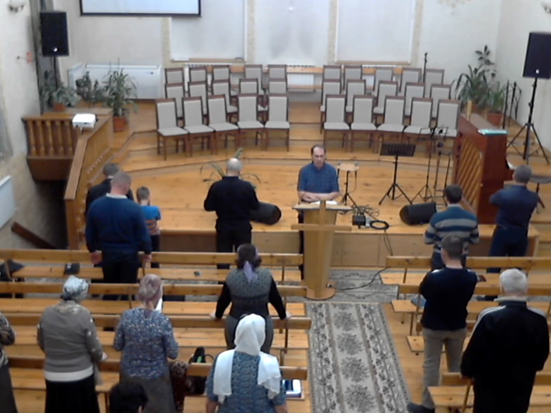 Скриншот с видео богослужения Новороссийской Церкови Евангельских Христиан-Баптистов