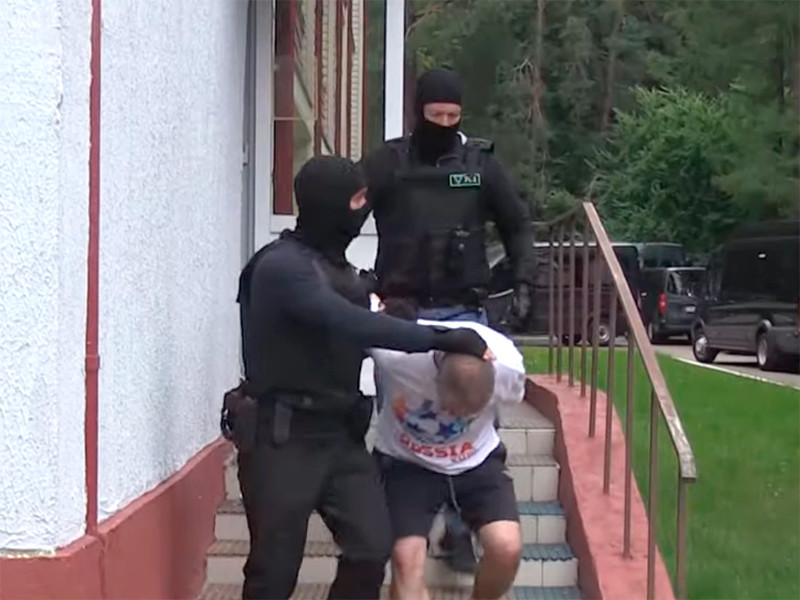 29 июля стало известно, что сотрудники правоохранительных органов Белоруссии задержали под Минском 32 "боевика иностранной частной военной компании, еще один человек был задержан на юге страны"
