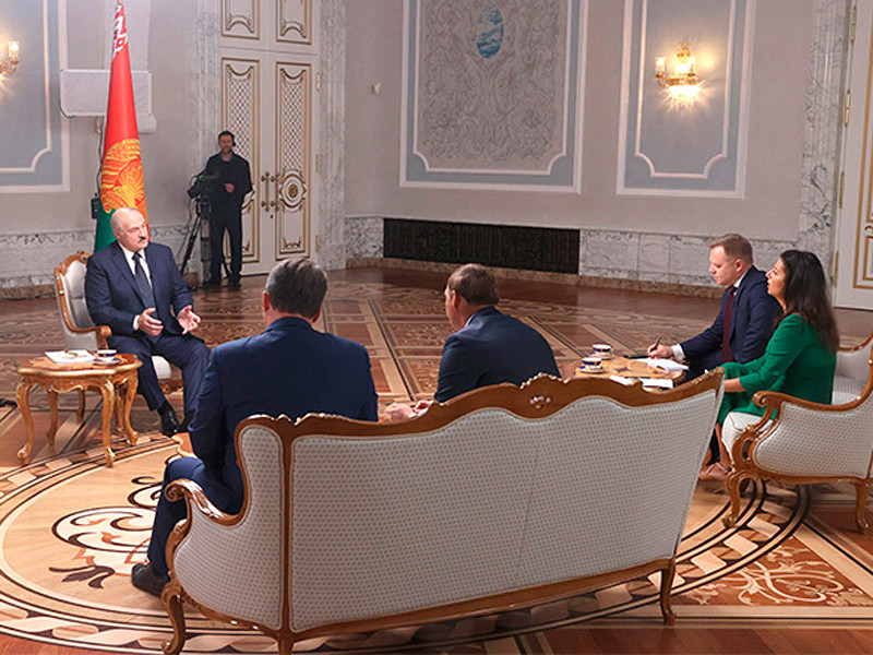 Александр Лукашенко дал интервью представителям ведущих российских СМИ