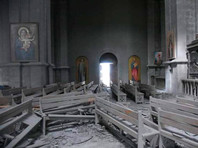 Собор Святого Христа Всеспасителя в городе Шуши после обстрела азербайджанскими войсками