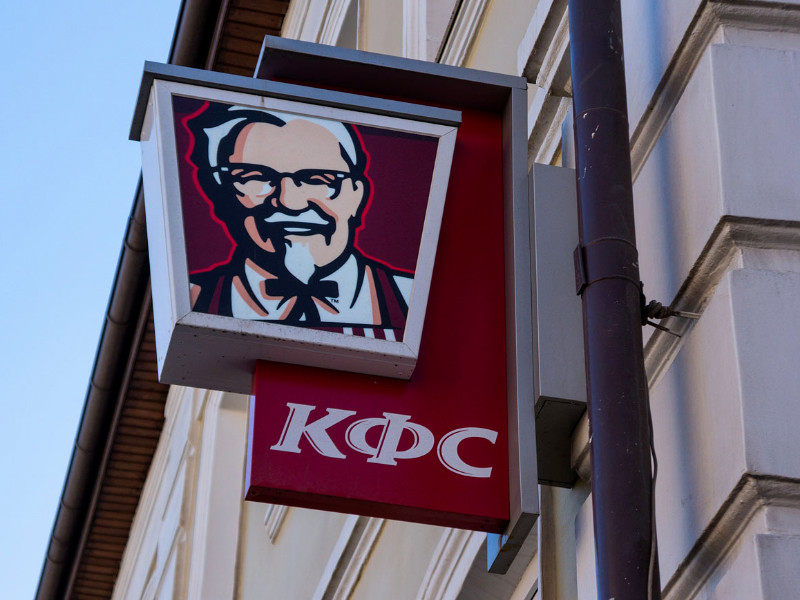 KFC откроет в Москве инновационный ресторан без касс, в котором заказы будут выдавать роботы 	