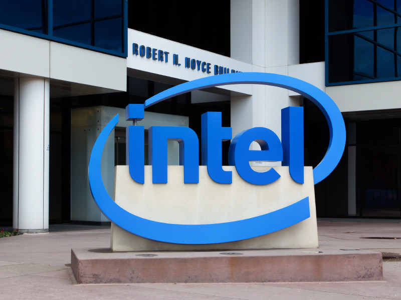 В Сеть попали 20 ГБ конфиденциальных данных Intel