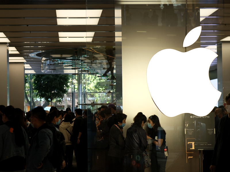 Выручка Apple в Китае упали до минимума с 2014 года из-за отставания компании в сфере 5G