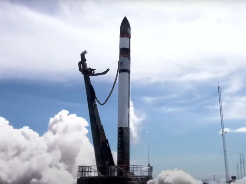 Компания Rocket Lab вернула на Землю первую ступень ракеты-носителя Electron после удачного запуска