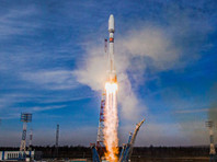 С Восточного запустили ракету-носитель "Союз-2.1б" с пятой партией спутников OneWeb 	