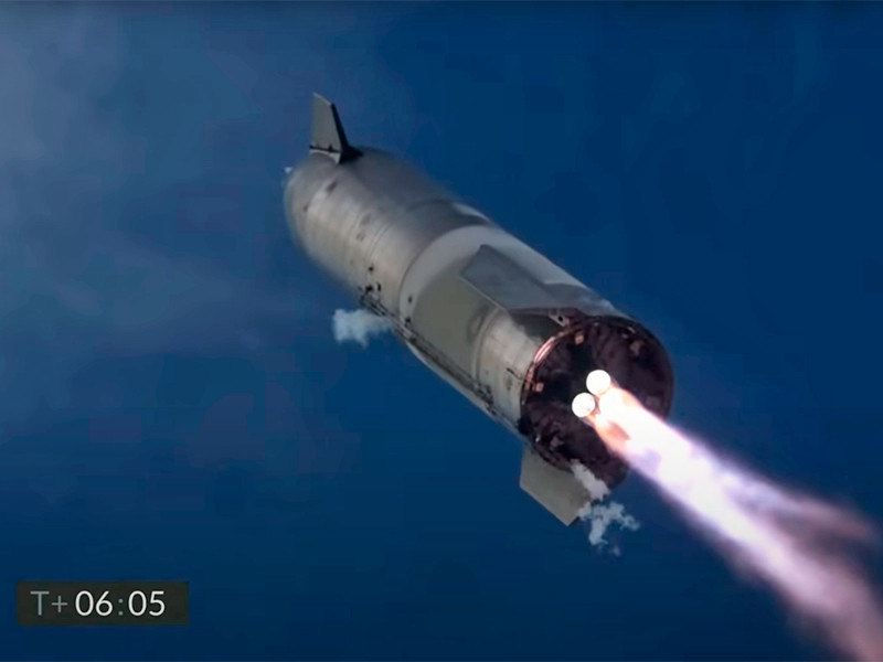 SpaceX с третьей попытки испытала прототип ракеты Starship в "прыжке" на 10 километров