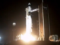 24 апреля Crew Dragon доставил на МКС четырех астронавтов. Этот полет стал вторым в рамках программы регулярных запусков Crew Dragon к МКС и вторым для конкретного корабля, который уже летал на орбиту в прошлом году с экипажем из двух человек в рамках второй испытательной миссии