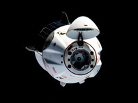 Возвращение корабля Crew Dragon с МКС отложили до 2 мая