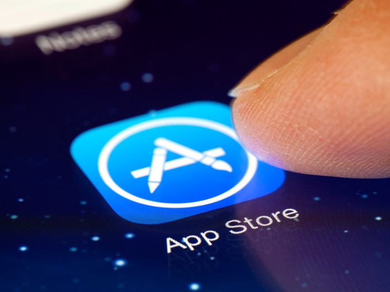 Еврокомиссия обвинила Apple в нарушении конкуренции в магазине приложений App Store. Компании грозит штраф в 27 млрд долларов