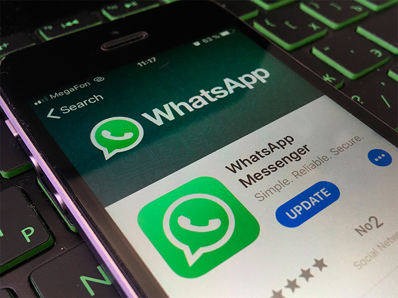 Администрация принадлежащего соцсети Facebook мессенджера WhatsApp решила отказаться от санкций в отношении пользователей, которые не приняли новые правила сервиса