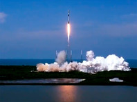 Американская космическая компания SpaceX 26 мая запустила ракету-носитель Falcon 9, которая вывела на орбиту 60 спутников разрабатываемой SpaceX системы глобального доступа к интернету Starlink
