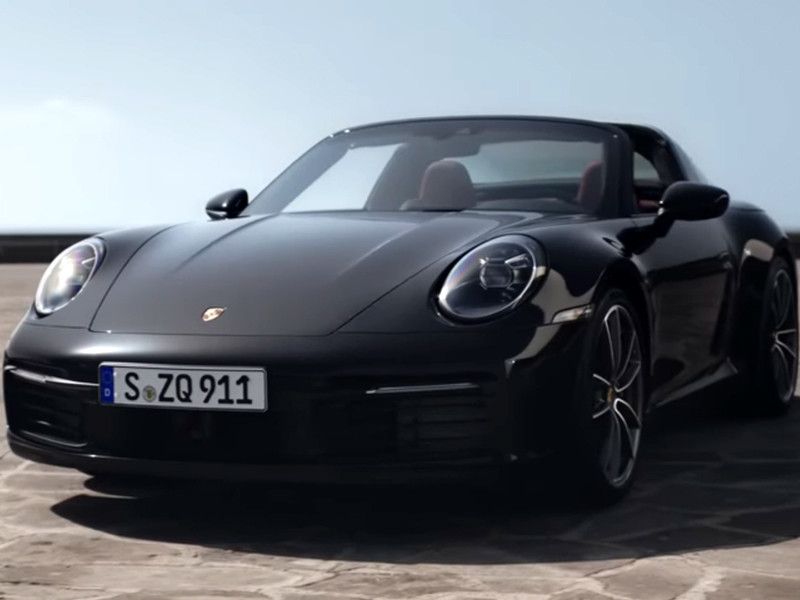 Porsche представила обновленную модель 911 Targa