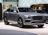 Компания "Фольксваген Груп Рус", являющаяся официальным представителем бренда Bentley на российском рынке, объявила об отзыве свыше 100 премиальных кроссоверов Bentayga из-за дефекта, который может привести к утечке топлива и возгоранию