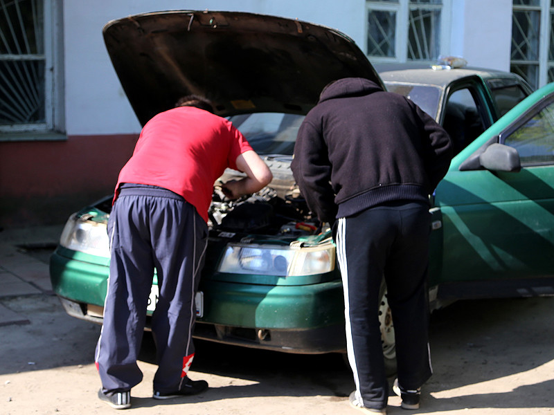Содержание автомобиля в среднем обходится россиянам в 108 тыс. рублей в год