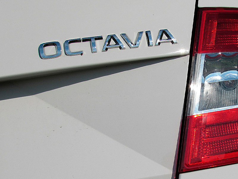 В России отзывают почти 700 автомобилей Skoda Octavia