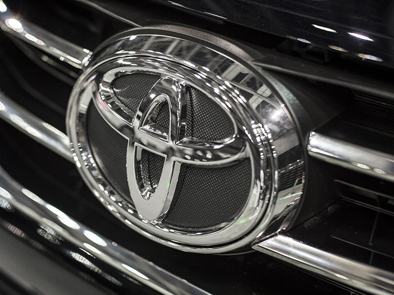  Продажи автомобилей Toyota обновили исторический рекорд 	