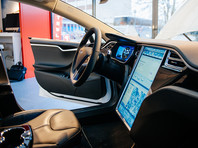 В Tesla поставили под сомнение обещания Илона Маска выпустить полностью автономный электрокар до конца года