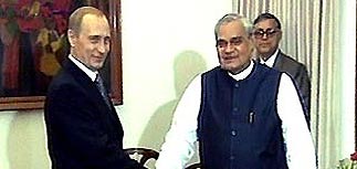 Владимир Путин в Дели заключит многомиллиардный военный контракт
