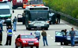 Террорист, угнавший автобус c заложниками в Германии, сдался полиции. ФОТО