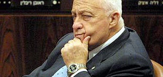 Шарон готов на "болезненные уступки" палестинцам
