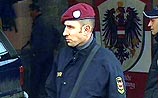 В Австрии грабитель банка, захвативший заложников, сдался властям