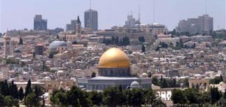 Израильские радикалы хотят направить самолет на мечеть Аль-Аксы