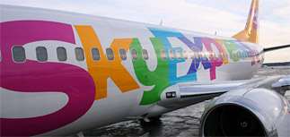 Власти хотят закрыть первую в РФ "бюджетную" авиакомпанию