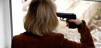 На волне кризиса в России резко растет число самоубийств