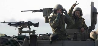 Израильская армия готова войти в городские кварталы Газы