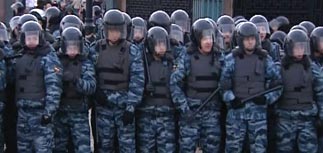 ОМОН "зачистил" центр Москвы. Новых погромов не случилось