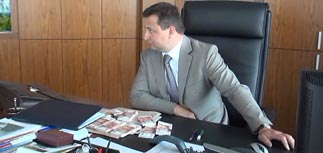 Спецназ задержал председателя правления Росбанка (ВИДЕО). Его сдала вице-президент