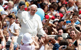 Папа Франциск поставил рекорд, назвав 800 новых святых за раз