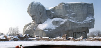 В России возмущены попаданием "Брестской крепости" в список самых уродливых памятников