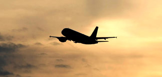 Российский военный самолет чуть не столкнулся с пассажирским в небе Швеции