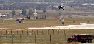 Турецкие ВВС сбили неопознанный беспилотник вблизи сирийской границы