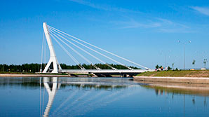 Прокуратура увидела признаки экстремизма в цитате Ахмата Кадырова на мосту в Петербурге