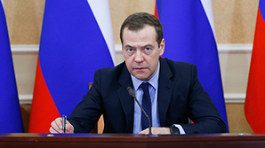 Медведев возвестил о достижении "целей тысячелетия": снизили детскую смертность