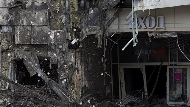 СК сообщил о проложенных через батутный зал в "Зимней вишне" высоковольтных проводах