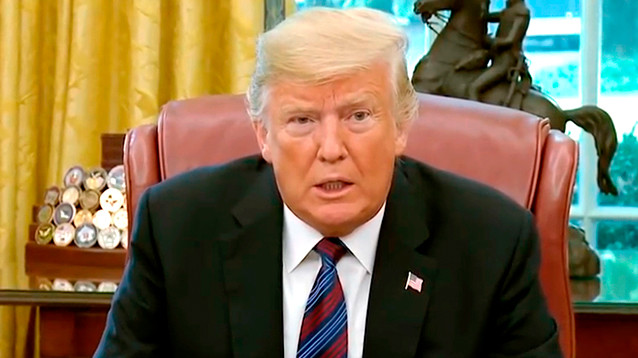 Трамп потребовал срочно найти автора статьи про "партизан" из Белого дома