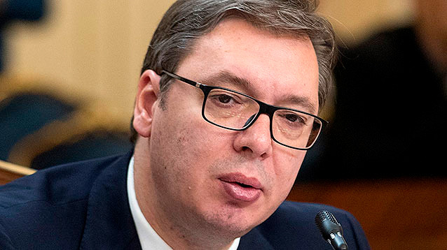 Президент Сербии признал потерю Косово и привел войска в боевую готовность